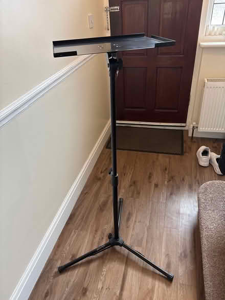 Photo of free Metal projector/other stand (Shirley CR0) #1