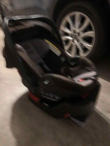 Photo of free Infant car seat (North Fremont/union City area) #1