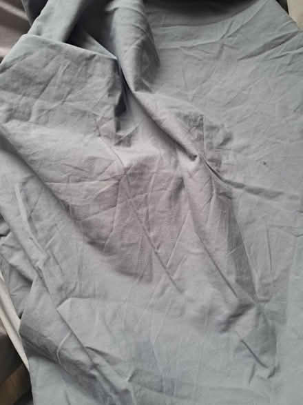 Photo of free Double bed bedsheet (Weybridge KT13) #1