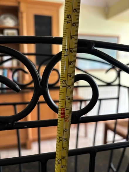 Photo of free Magazine rack (Fareham PO16) #4