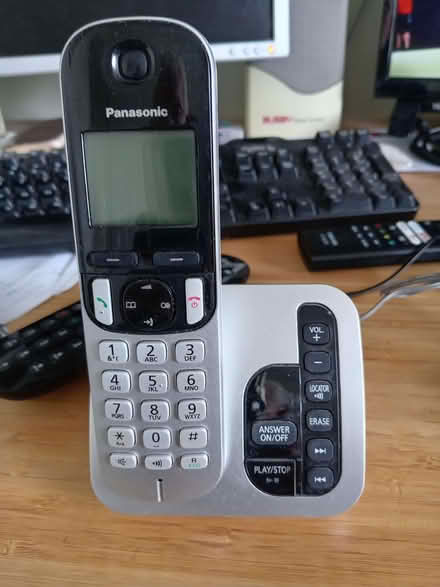 Photo of free Panasonic Landline handset with Voicemail (Pooley Green TW20) #1