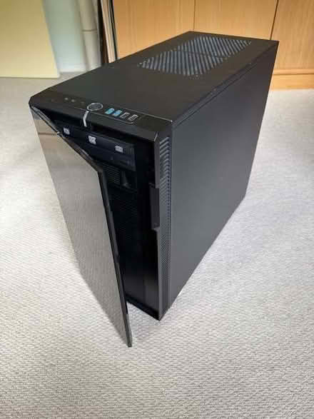 Photo of free windows 7 pro desktop computer (Top Amersham HP6) #1
