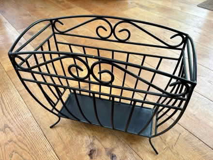 Photo of free Magazine rack (Fareham PO16) #1