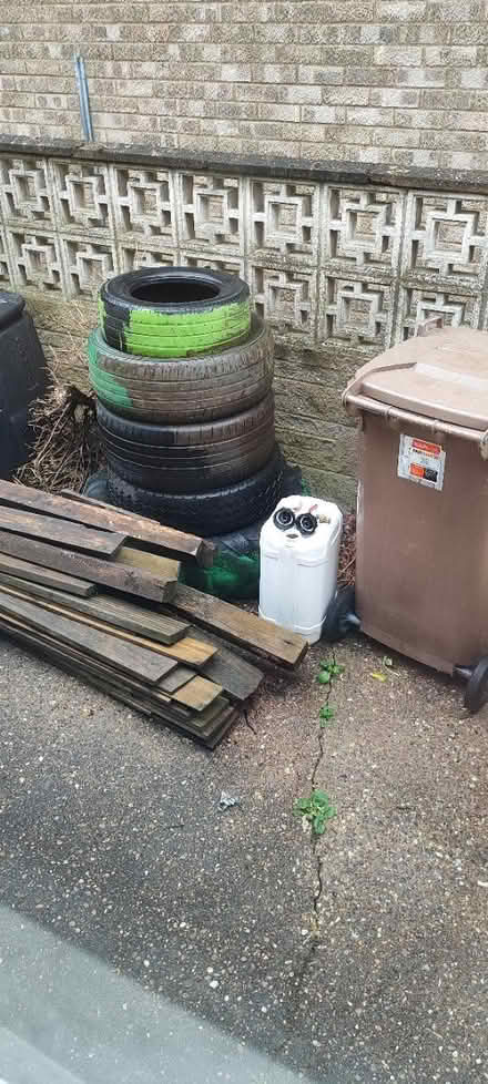 Photo of free 5 used Tyres (LN6 9JT) #1