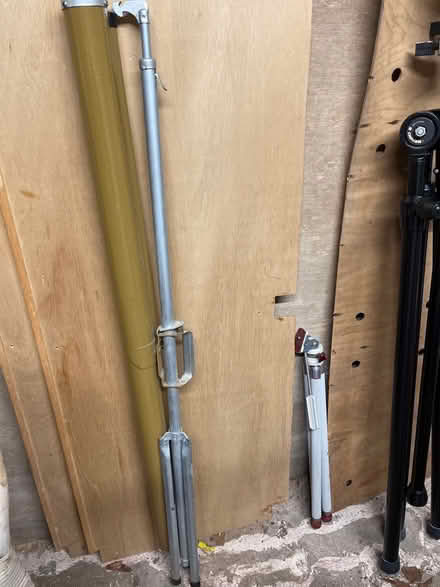 Photo of free Projection screen and stand (Kings Heath B13) #1