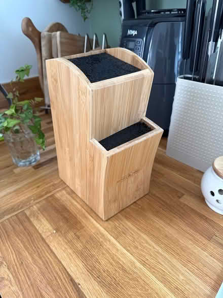 Photo of free Knife block (Exeter EX2) #1