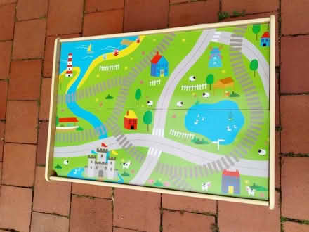Photo of free Toddler play table (RG2, Reading) #1