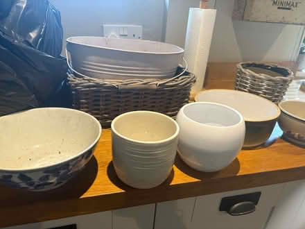 Photo of free Collection of plant pots / bowls / baskets (Bradford on Avon BA15) #1