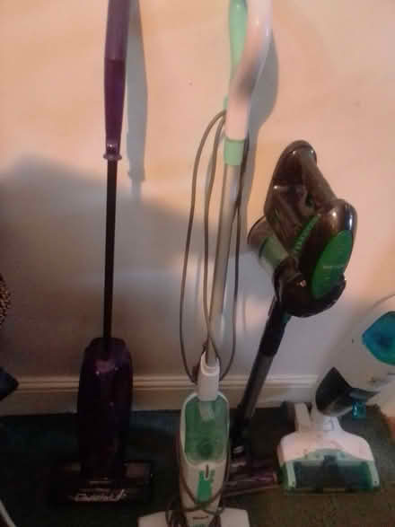 Photo of free floor cleaning equipment (Askew Road W12) #4