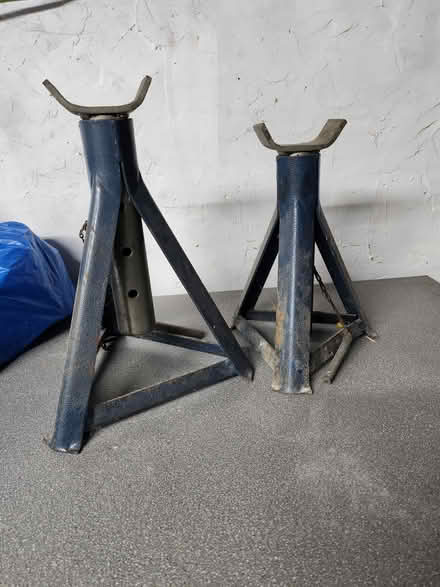 Photo of free Car Stands (Forest Gate E7) #1