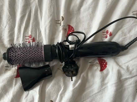 Photo of free babyliss hairdryer / brush (SK1, central stockport) #1