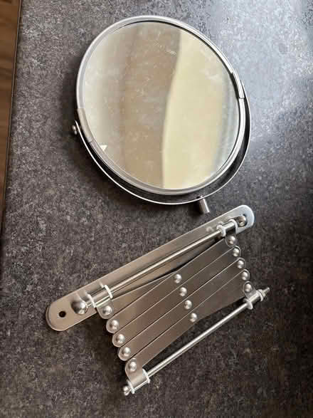 Photo of free IKEA mirror wall fixed (Shirley CR0) #1