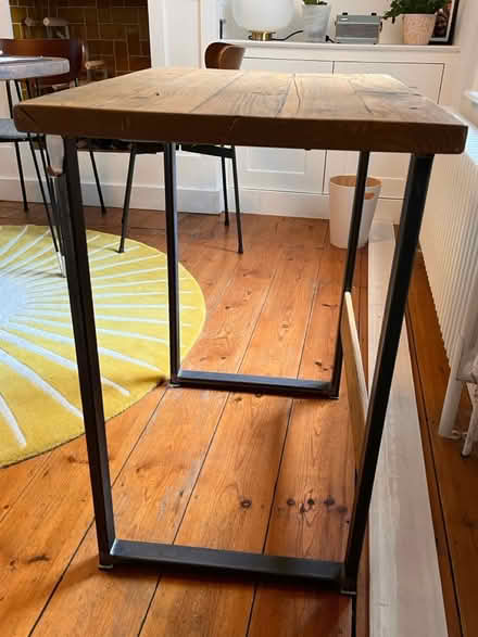 Photo of free Side table (Walthamstow E17) #3