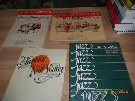 Photo of free Beginner guitar and piano books (Broomhill, G11) #1