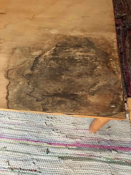 Photo of free Coffee table, some damage SW9 Oval (SW9 Oval) #3