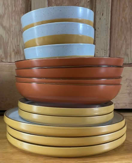 Photo of free habitat dinner set incomplete (Kirkley NR33) #1