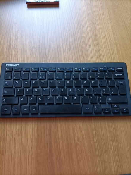 Photo of free WiFi Keyboard (Grace Mount EH16) #1