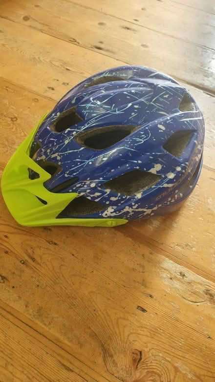 Photo of free Small child cycle helmet (SW8 Oval Vauxhall) #1