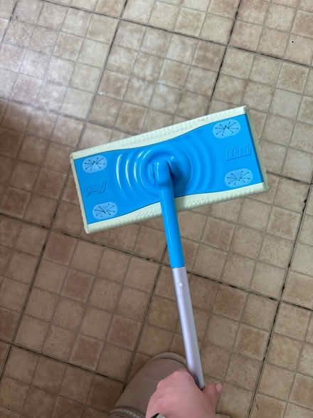 Photo of free Flash mop (Bs309xx) #2