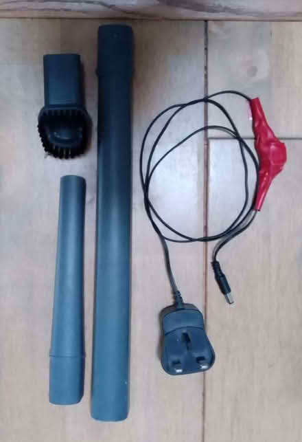 Photo of free Cordless Hoover (Pontrilas HR2) #4