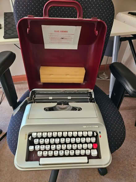 Photo of free Typewriter with carry case (Bloxham OX15) #2