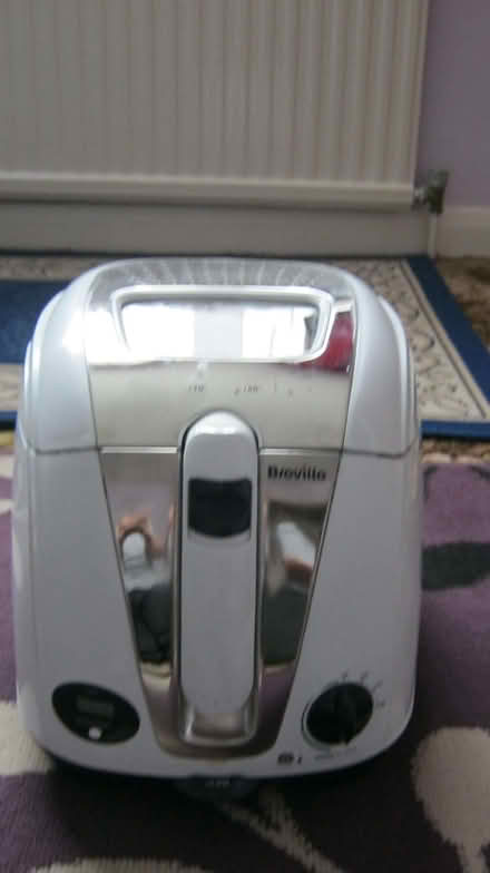 Photo of free Breville DEEP FAT Fryer (Bolton CA16) #1