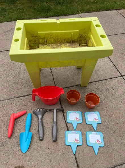 Photo of free Children’s gardening set (Attenborough NG9) #1