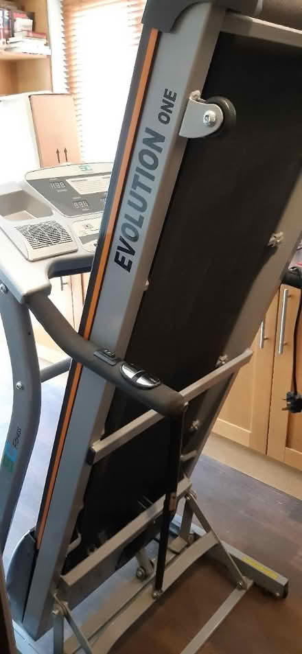 Photo of free Running machine (Falkirk FK2) #1