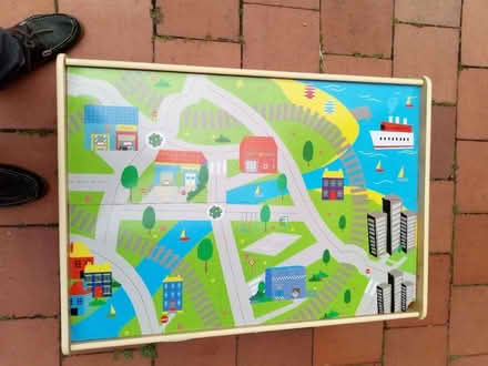 Photo of free Toddler play table (RG2, Reading) #2