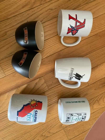 Photo of free Several mugs (Columbia Heights) #1