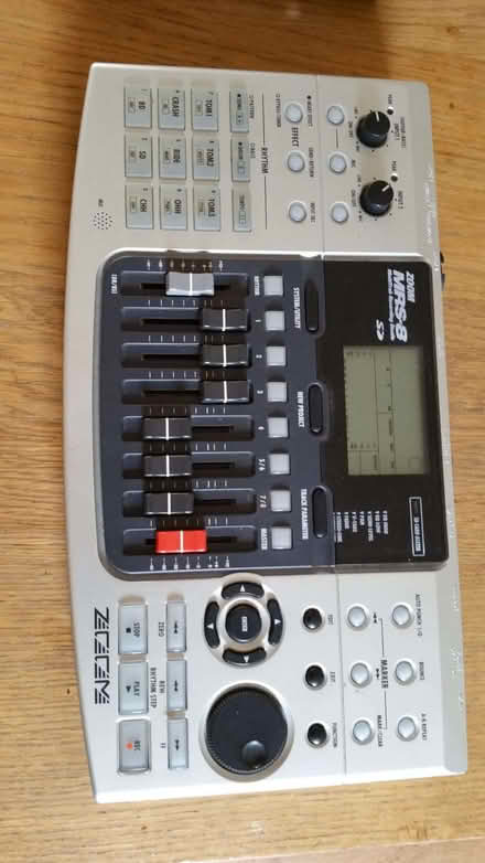Photo of free Zoom 8 track portastudio/recorder NOT WORKING (Trowbridge BA14) #1