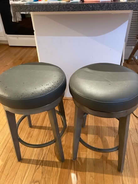 Photo of free Two barstools (Columbia Heights) #1