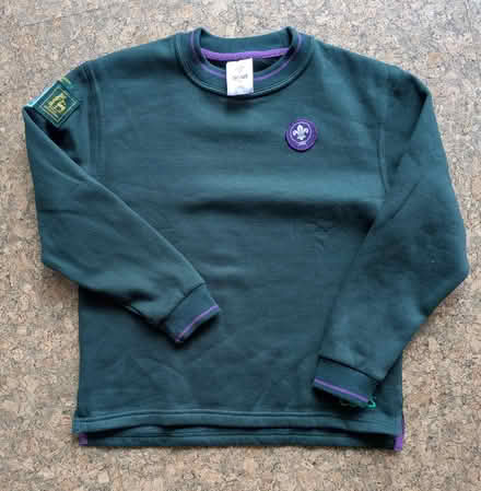Photo of free Cub jumper (SL6 Cox Green) #1