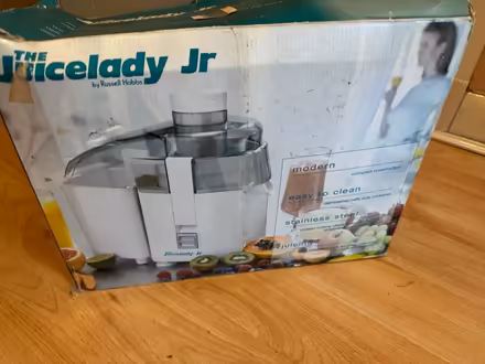 Photo of free Prima Juicer electric (EH16) #4