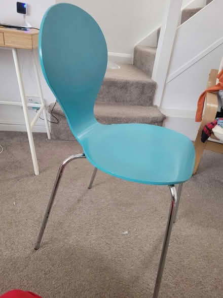 Photo of free Blue chair (Harpenden batfor) #1