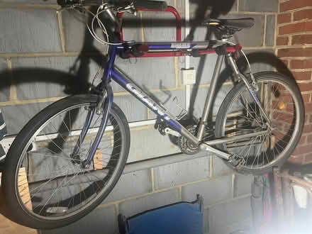 Photo of free Giant mens mountain bike (Haywards Heath RH16) #2