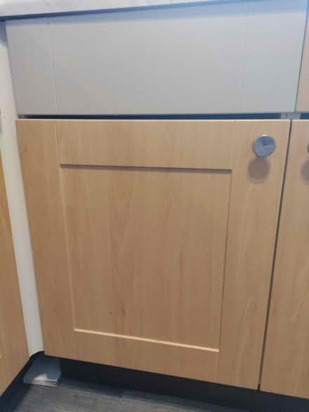 Photo of Kitchen wall units 800mm & 400mm (Harlescott, SY1) #1