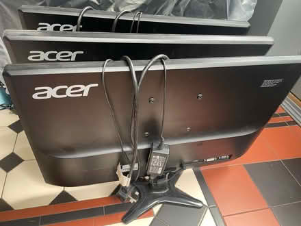 Photo of free Acer Monitor screens (Dore S17) #1