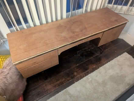 Photo of free Vanity table (Ermin Park GL3) #1