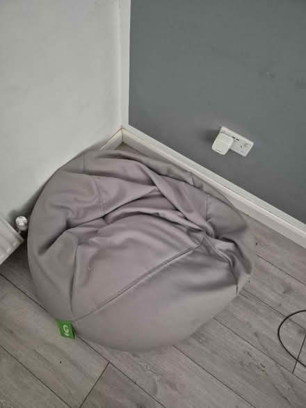 Photo of free Bean bag (St4 2dy) #2