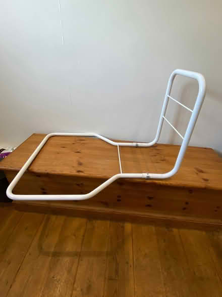 Photo of free Metal bed guard (Merton Park SW19) #3