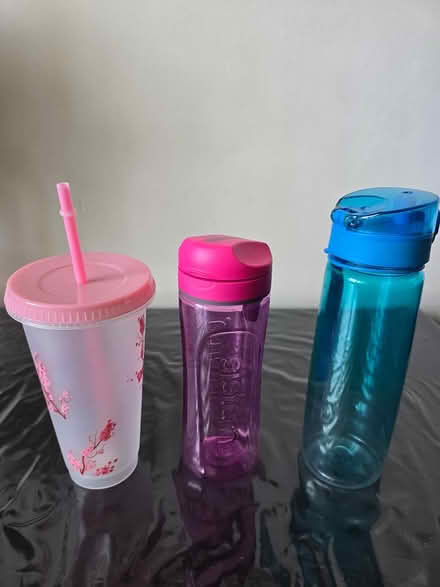 Photo of free children water bottles (Swiss cottage NW3) #1
