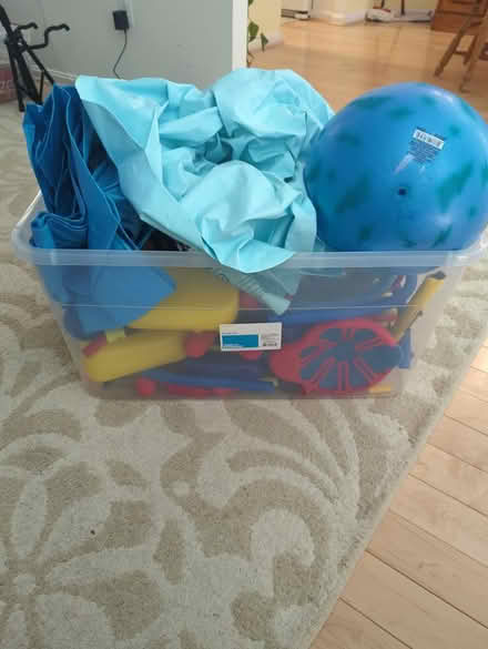 Photo of free Misc. Outside toys (Springfield/Burke) #1