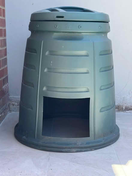 Photo of free Compost bin (E17) #1
