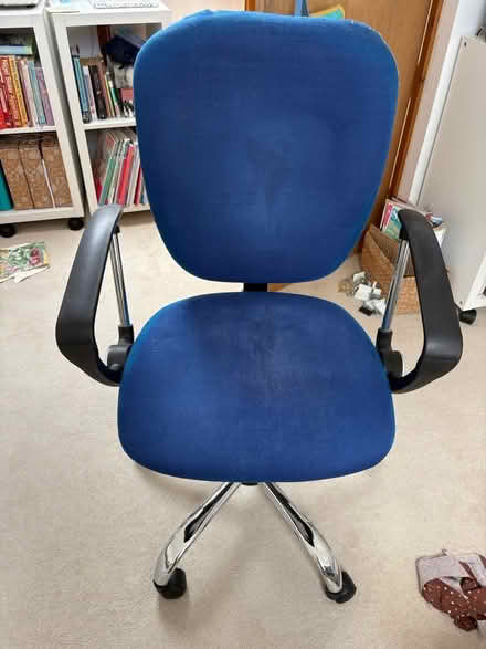 Photo of free Blue computer chair (Bury BL9) #1
