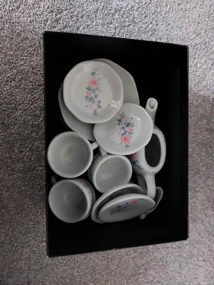 Photo of free Small kids tea set (Tilehurst, Reading) #1