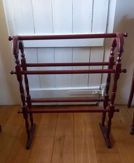 Photo of free Towel Stand/Rail (Parwich DE6) #1