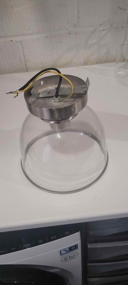 Photo of free Light fixture (Albany park) #1