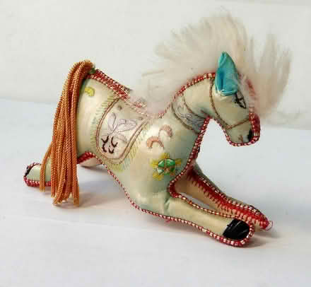 Photo of free chinese silk model horse (Glasgow G43) #3