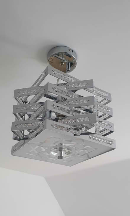 Photo of free Sparkly ceiling lights: Där CUBE (HR6 0EZ) #4